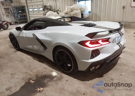 2021 Chevrolet Corvette Stingray Rwd 2Lt z USA, uszkodzony, nr VIN 1G1YB3D4XM5117047